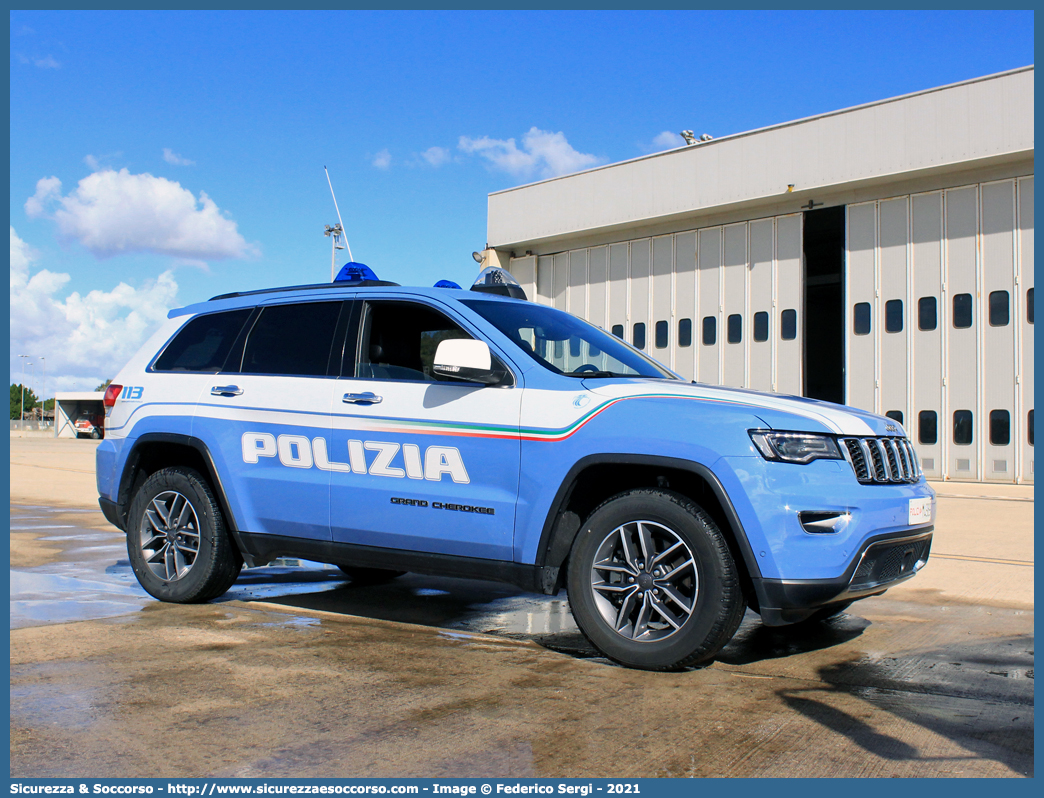 Polizia M4989
Polizia di Stato
Reparto Prevenzione Crimine
Jeep Grand Cherokee V serie
Parole chiave: PS;P.S.;Polizia;di;Stato;Reparto;Prevenzione;Crimine;Jeep;Grand;Cherokee