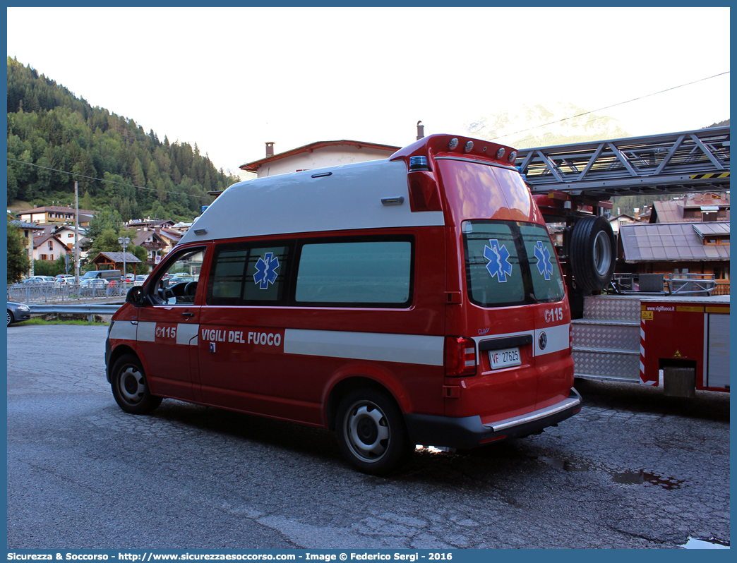 VF 27625
Corpo Nazionale Vigili del Fuoco
Servizio Sanitario
Volkswagen Transporter T6
Allestitore Class S.r.l.
Parole chiave: VVF;V.V.F.;Corpo;Nazionale;Vigili;del;Fuoco;Volkswagen;Transporter;T6;Class;Servizio;Sanitario;Ambulanza