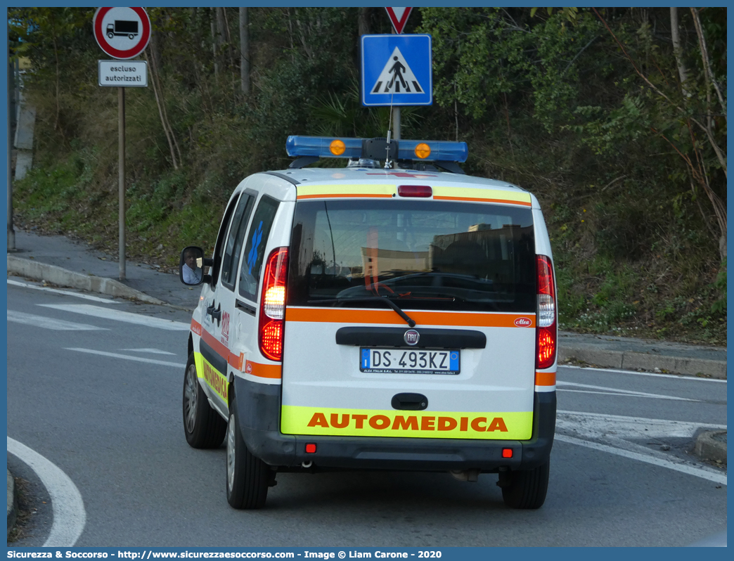 -
118 Savona Soccorso
Fiat Doblò II serie
Allestitore Alea Italia S.r.l.
Parole chiave: 118;Savona;Soccorso;Automedica;Fiat;Doblò;AVS;A.V.S.