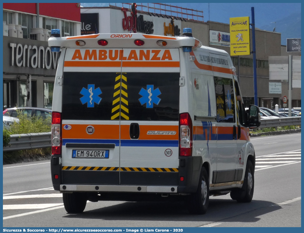 303
118 Valle d'Aosta
Fiat Ducato III serie restyling
Allestitore Orion S.r.l.
Parole chiave: 118;Valle d&#039;Aosta;Aosta;Ambulanza;Fiat;Ducato;X290;Orion