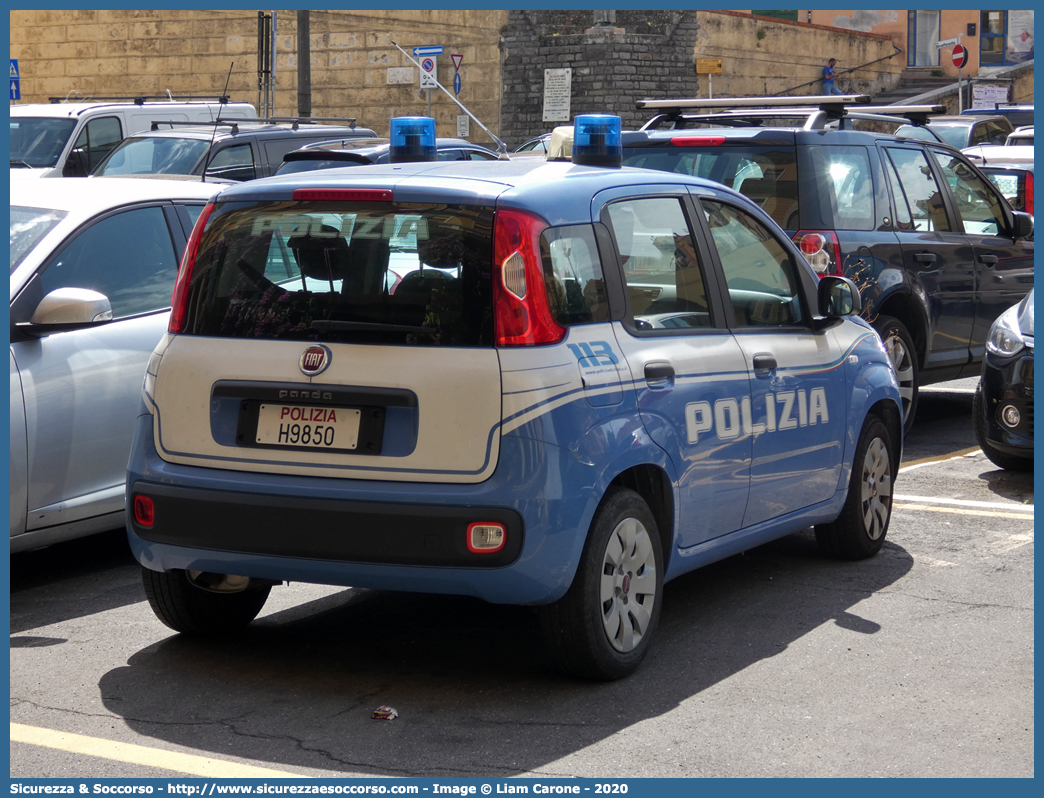 Polizia H9850
Polizia di Stato
Fiat Nuova Panda II serie
Allestitore Nuova Carrozzeria Torinese S.r.l.
(I fornitura)
Parole chiave: PS;P.S.;Polizia;di;Stato;Polizia;Fiat;Nuova;Panda;Nuova;Carrozzeria;Torinese