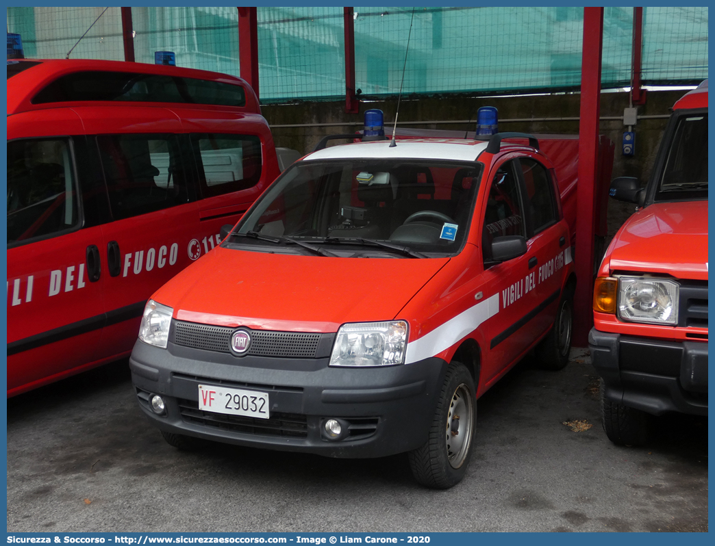 VF 29032
Corpo Nazionale Vigili del Fuoco
Fiat Nuova Panda 4x4 I serie
Parole chiave: VVF;V.V.F.;Corpo;Nazionale;Vigili;del;Fuoco;Fiat;Nuova;Panda;4x4