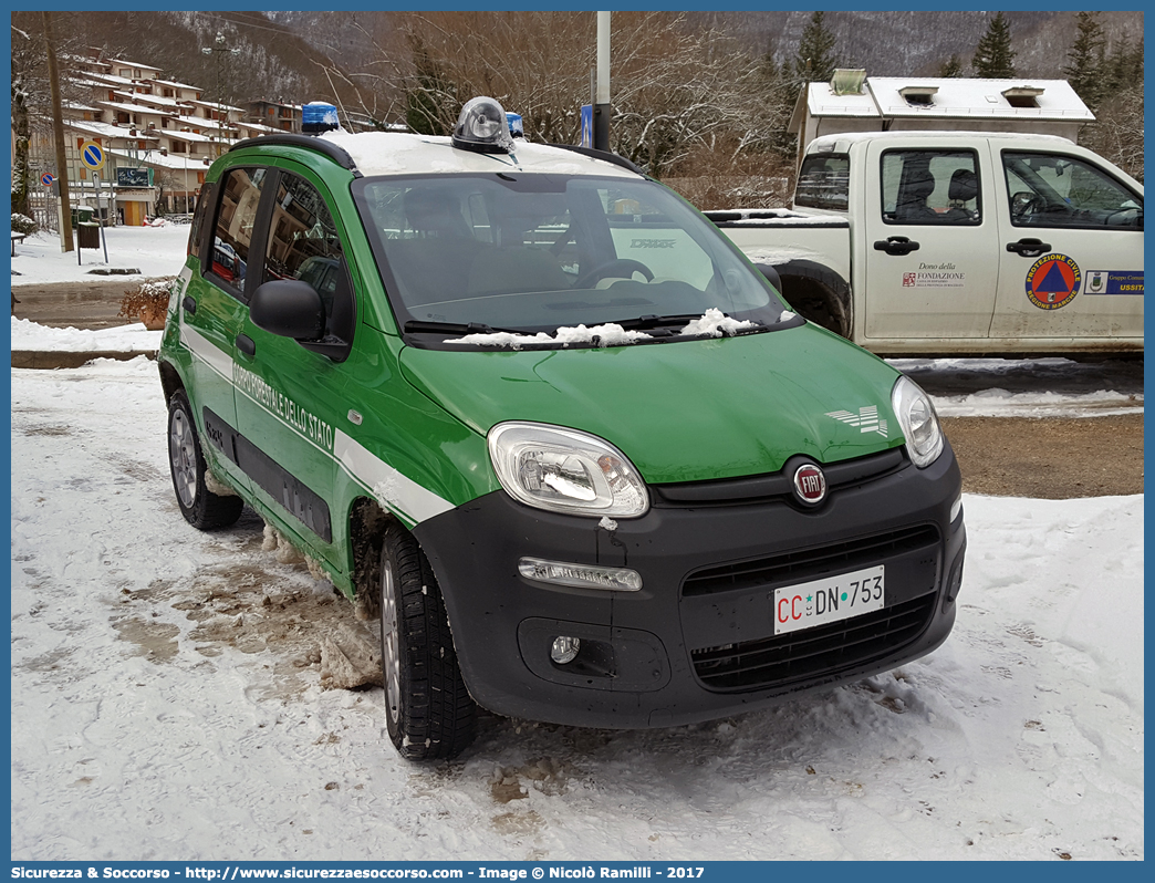 CC DN753
Arma dei Carabinieri
Comando Unità per la Tutela Forestale, 
Ambientale e Agroalimentare
Fiat Nuova Panda 4x4 II serie
Parole chiave: CC;C.C.;Arma;dei;Carabinieri;Comando;Unità;per;la;Tutela;Forestale;Ambientale;Agroalimentare;Fiat;Nuova;Panda;4x4