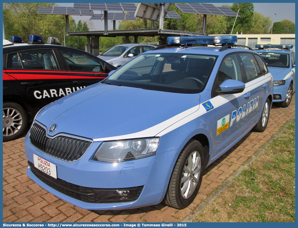 Polizia H9203
Polizia di Stato
Polizia Stradale
Autostrada del Brennero S.p.A.
Skoda Octavia Wagon 4x4 IV serie
Allestitore Focaccia Group S.r.l.
Parole chiave: PS;P.S.;Polizia;di;Stato;Stradale;Autostradale;Autostrada;del;Brennero;Brennerautobahn;Skoda;Octavia;Wagon;Station;SW;S.W.;4x4;Focaccia;H9203