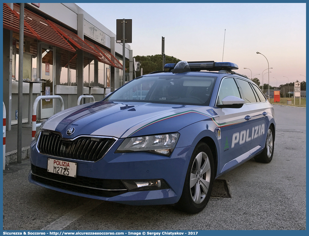 Polizia M2725
Polizia di Stato
Polizia Stradale
Autovie Venete S.p.A.
Skoda Superb Wagon III serie
Allestitore Focaccia Group S.r.l.
Parole chiave: PS;P.S.;Polizia;di;Stato;Stradale;Autovie;Venete;Skoda;Superb;Wagon;Focaccia