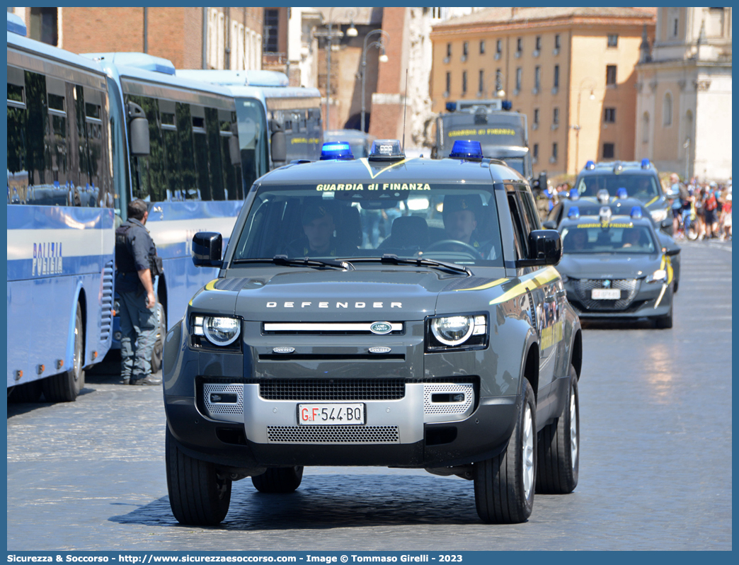 GdiF 554BQ
Guardia di Finanza
Land Rover New Defender 110
II serie
Allestitore Elevox S.r.l.
Parole chiave: GdiF;G.D.F.;GDF;Guardia di Finanza;Land;Rover;New;Defender;Elevox