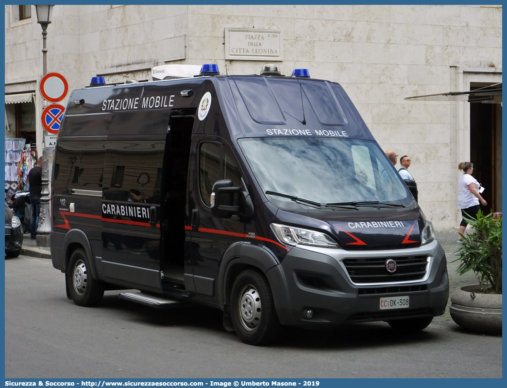 CC DK308
Arma dei Carabinieri
Fiat Ducato III serie restyling
Allestitore Elevox S.r.l.
Parole chiave: CC;C.C.;Arma;Carabinieri;Fiat;Ducato;Stazione;Mobile;X290;Elevox