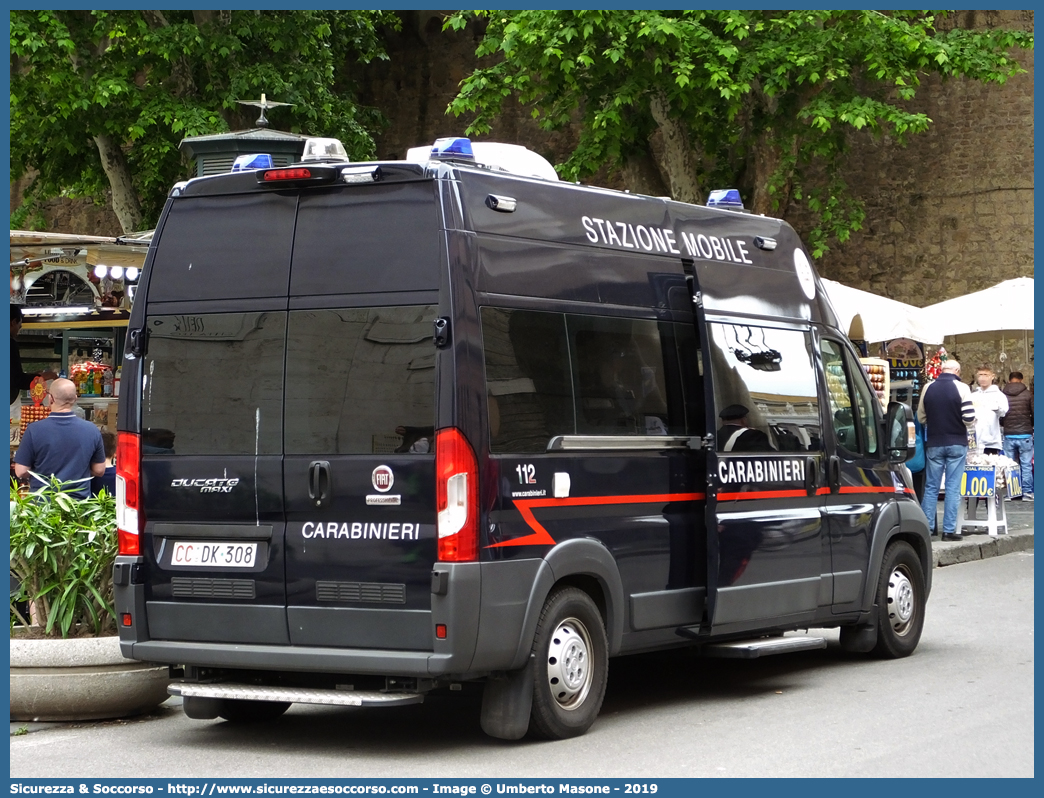 CC DK308
Arma dei Carabinieri
Fiat Ducato III serie restyling
Allestitore Elevox S.r.l.
Parole chiave: CC;C.C.;Arma;Carabinieri;Fiat;Ducato;Stazione;Mobile;X290;Elevox