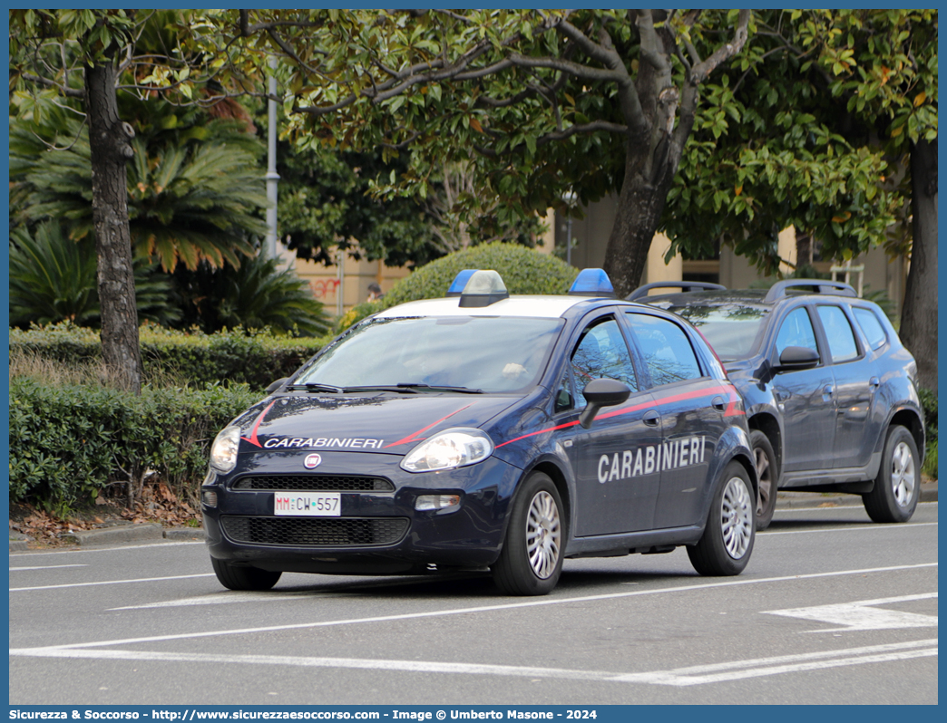 MM CW557
Arma dei Carabinieri
Reparto Carabinieri presso
la Marina Militare
Fiat Punto IV serie
Parole chiave: Arma dei Carabinieri;Arma;Carabinieri;Reparto;Marina;Militare;Fiat;Punto;MM