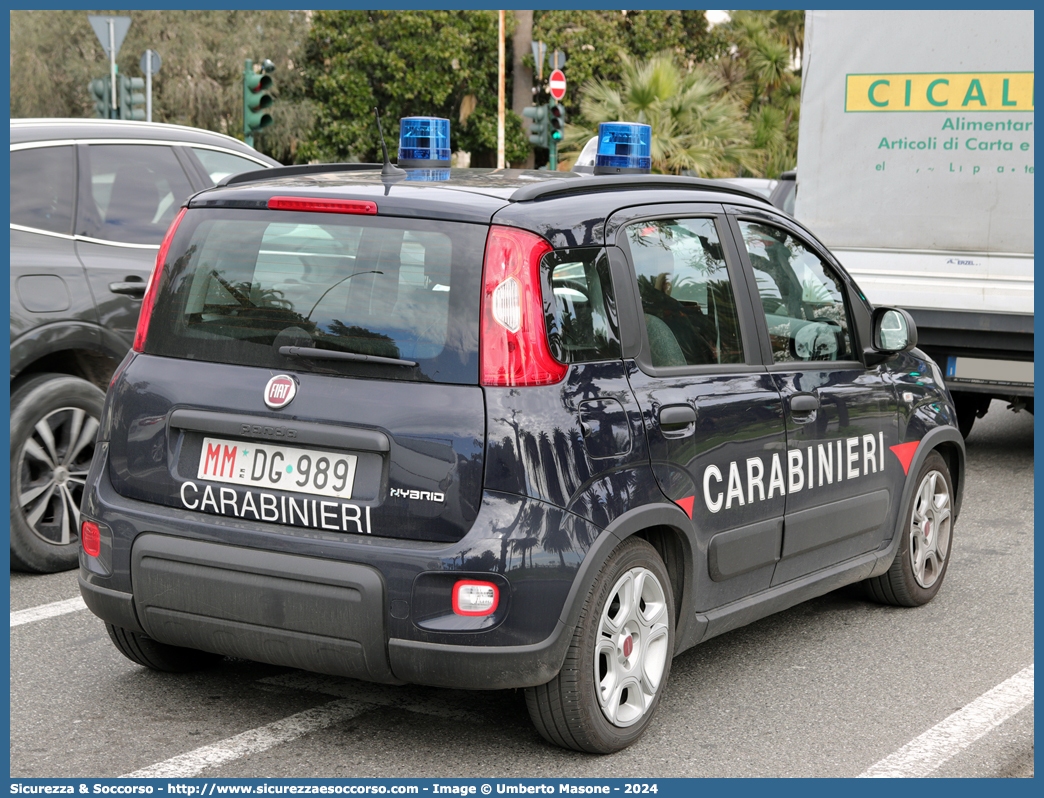 MM DG989
Arma dei Carabinieri
Reparto Carabinieri presso
la Marina Militare
Fiat Nuova Panda Hybrid II serie restyling
Parole chiave: Arma dei Carabinieri;Arma;Carabinieri;Reparto;Marina;Militare;Fiat;Panda;Hybrid