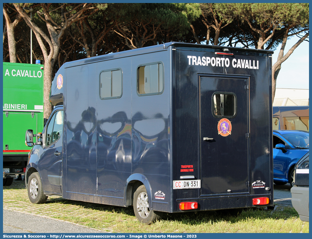 CC DN331
Arma dei Carabinieri
4° Reggimento Carabinieri a Cavallo
Renault Master IV serie
Parole chiave: CC;C.C.;Arma;dei;Carabinieri;Reggimento;Cavallo;Renault;Master;Trasporto;Cavalli