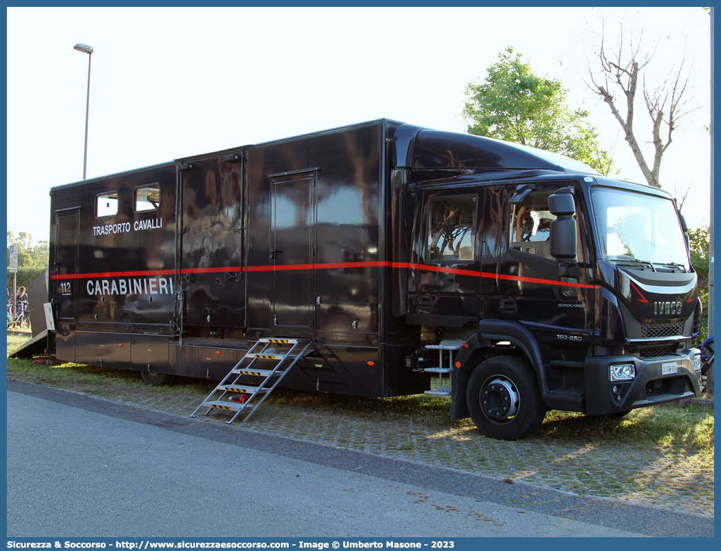 CC DW014
Arma dei Carabinieri
4° Reggimento Carabinieri a Cavallo
Iveco EuroCargo 160-280 IV serie
Allestitore Valli S.r.l.
Parole chiave:  CC;C.C.;Arma;dei;Carabinieri;Reggimento;Cavallo;Trasporto;Cavalli;Iveco;EuroCargo;160-280;Valli