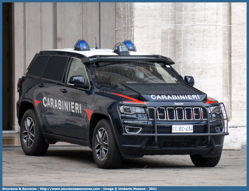 CC EC434
Arma dei Carabinieri
Battaglioni Mobili
Jeep Grand Cherokee V serie
Parole chiave: CC;C.C.;Arma;dei;Carabinieri;Battaglioni;Battaglione;Mobili;Ordine;Pubblico;Blindato;Jeep;Grand;Cherokee