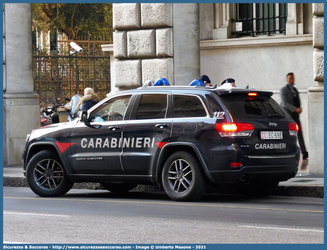 CC EC698
Arma dei Carabinieri
Comando Carabinieri Banca d'Italia
Jeep Grand Cherokee V serie
Parole chiave: CC;C.C.;Arma;dei;Carabinieri;Comando;Banca;d&#039;Italia;Banca d Italia;Jeep;Cherokee