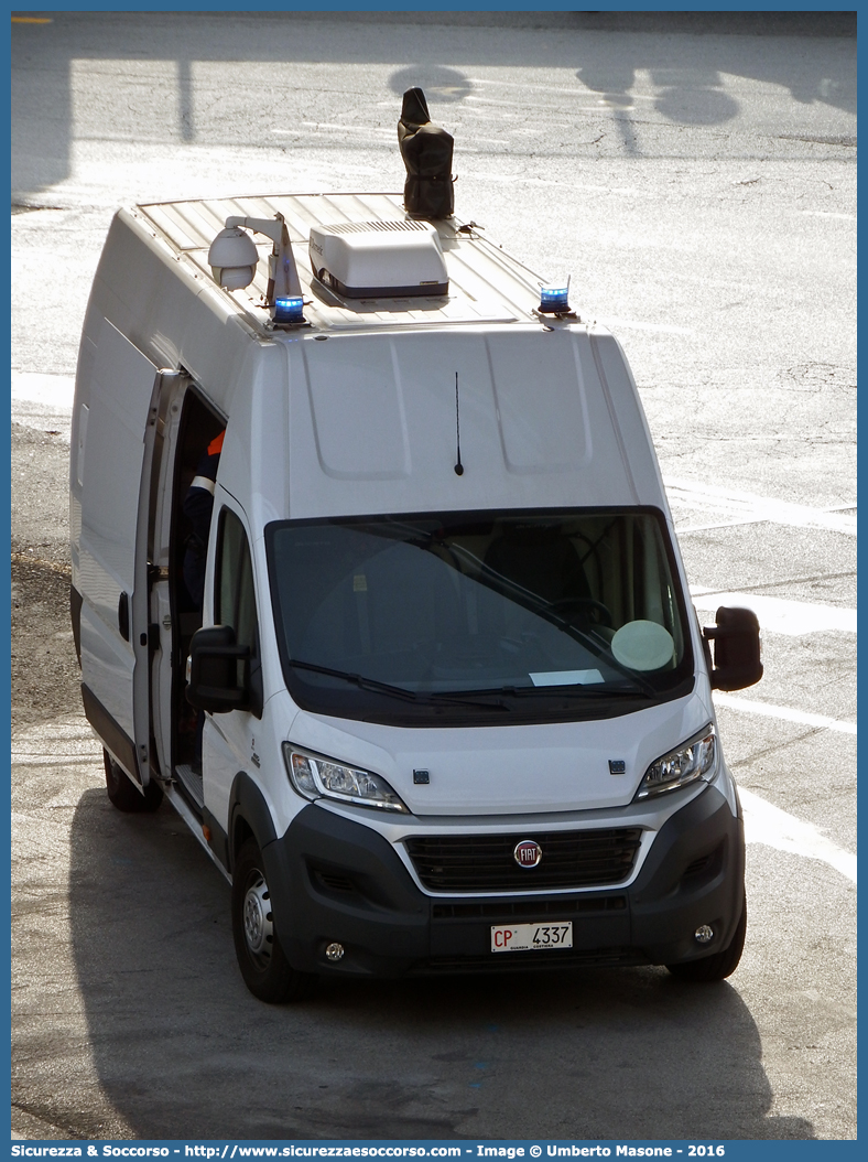 CP 4337
Corpo delle Capitanerie di Porto
Guardia Costiera
Fiat Ducato III serie restyling
Parole chiave: CP;C.P.;GC;G.C.;Guardia;Costiera;Capitaneria;Capitanerie;Porto;Guardia Costiera;Fiat;Ducato;X290;X 290