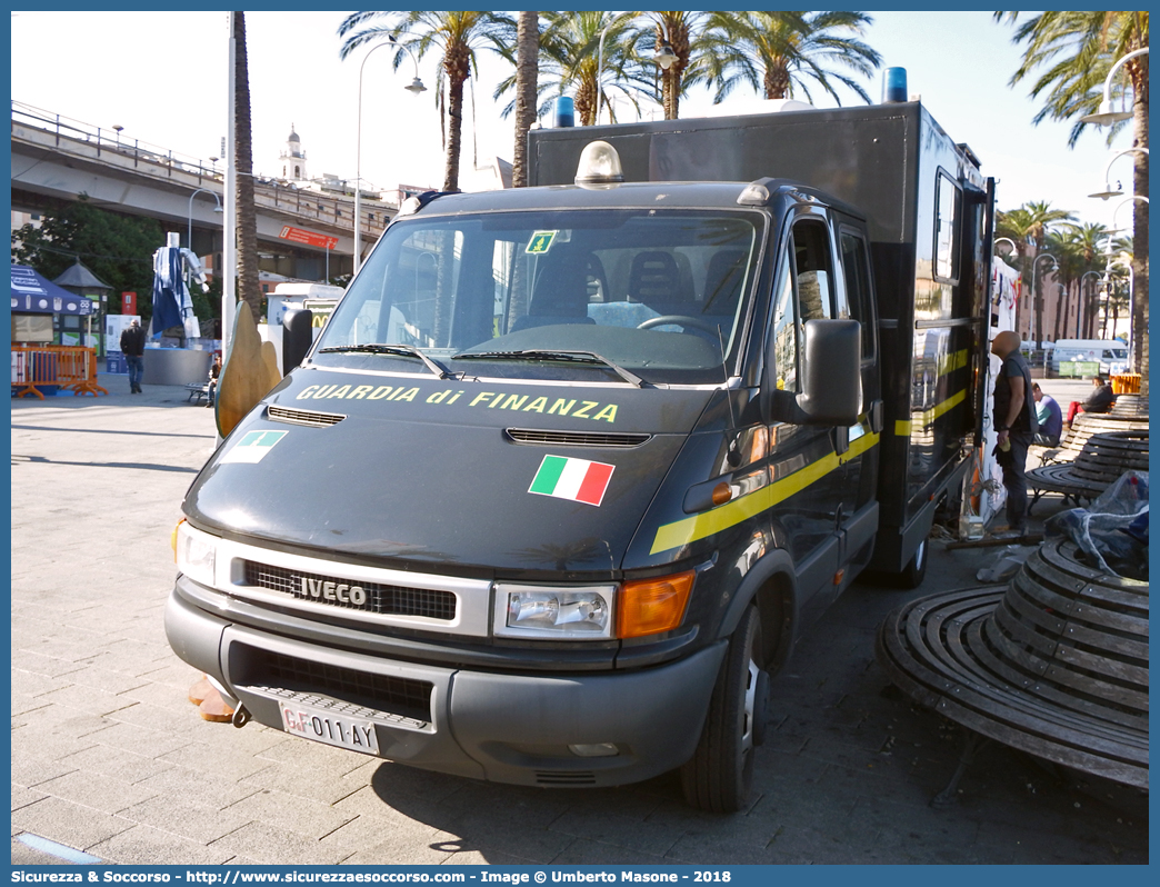 GdiF 011AY
Guardia di Finanza
Iveco Daily 50C13 III serie
Allestitore Elevox S.r.l.
Parole chiave: GdiF;G.D.F.;GDF;Guardia;di;Finanza;Iveco;Daily;50C13;Elevox