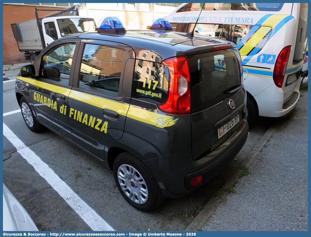 GdiF 026BP
Guardia di Finanza
Fiat Nuova Panda II serie restyling
Parole chiave: GdiF;G.D.F.;GDF;Guardia;di;Finanza;Fiat;Nuova;Panda