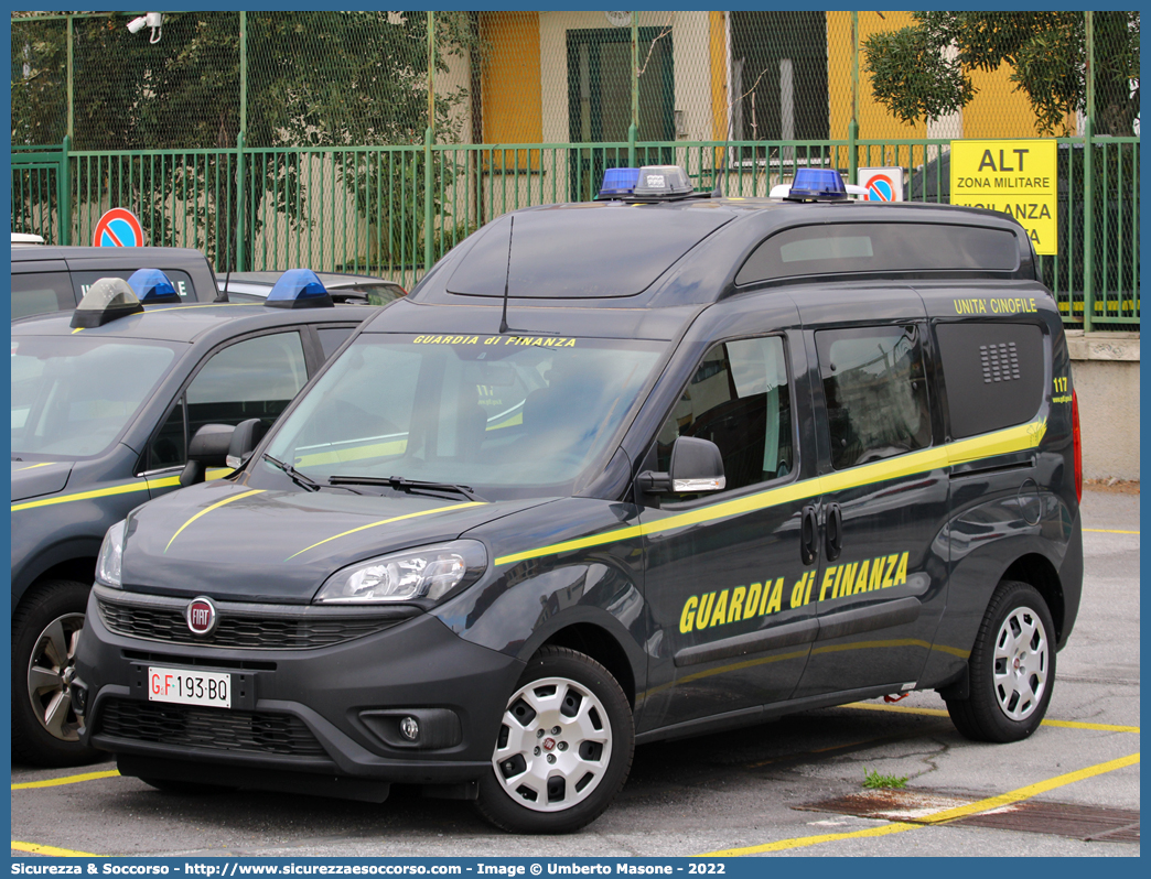 GdiF 193BQ
Guardia di Finanza
Servizio Cinofilo
Fiat Doblò II serie restyling
Allestitore Elevox S.r.l.
(II fornitura)
Parole chiave: GdiF;G.D.F.;GDF;Guardia;di;Finanza;Servizio;Cinofilo;Cinofili;Fiat;Doblò;Elevox