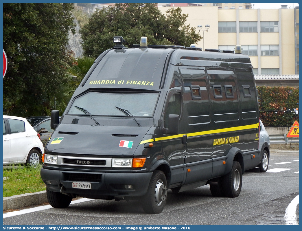 GdiF 245AY
Guardia di Finanza
Iveco Daily 65C15 III serie Blindato
A.T.P.I.
Allestitore Repetti S.r.l.
(variante)
Parole chiave: GdiF;G.D.F.;GDF;Guardia;di;Finanza;Iveco;Daily;65C15;Blindato;Repetti;A.T.P.I.;ATPI;Anti;Terrorismo;Pronto;Impiego