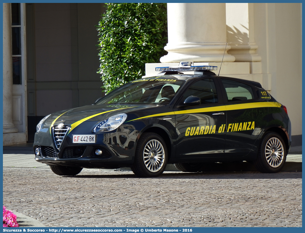 GdiF 442BK
Guardia di Finanza
Alfa Romeo Nuova Giulietta
I serie I restyling
(II fornitura)
Parole chiave: GdiF;GDF;GF;Guardia;Finanza;Alfa;Romeo;Nuova;Giulietta