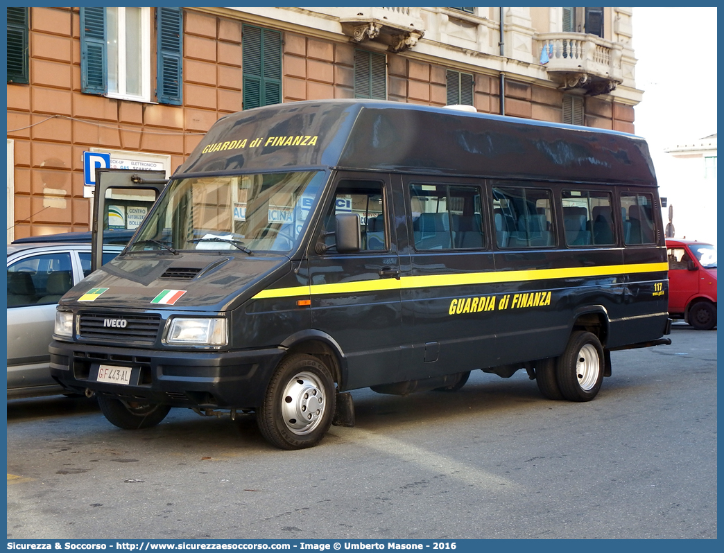 GdiF 443AL
Guardia di Finanza
Iveco Daily 45-10 II serie
(variante)
Parole chiave: GdiF;G.D.F.;GDF;Guardia di Finanza;Iveco;Daily;45-10;45 - 10