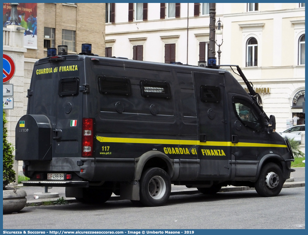 GdiF 499BH
Guardia di Finanza
Iveco Daily 70C17 V serie Blindato
A.T.P.I.
Allestitore Repetti S.r.l.
Parole chiave: GdiF;G.D.F.;GDF;Guardia di Finanza;Iveco;Daily;70C17;V serie;Repetti;A.T.P.I.;Anti Terrorismo Pronto Impiego