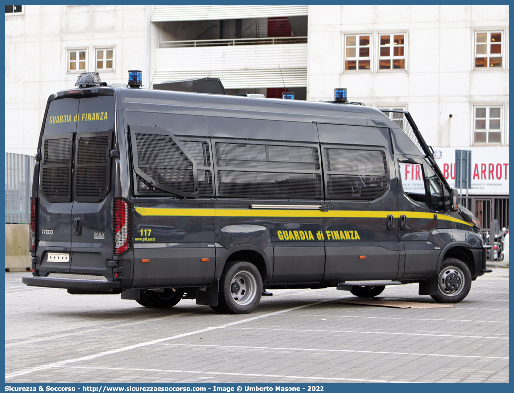 GdiF 956BQ
Guardia di Finanza
A.T.P.I.
Iveco Daily 60C18 VI serie restyling
Allestitore Sperotto S.p.A.
Parole chiave: GdiF;G.D.F.;GDF;Guardia;di;Finanza;Iveco;Daily;60C18;Sperotto;A.T.P.I.;ATPI;Anti;Terrorismo;Pronto;Impiego