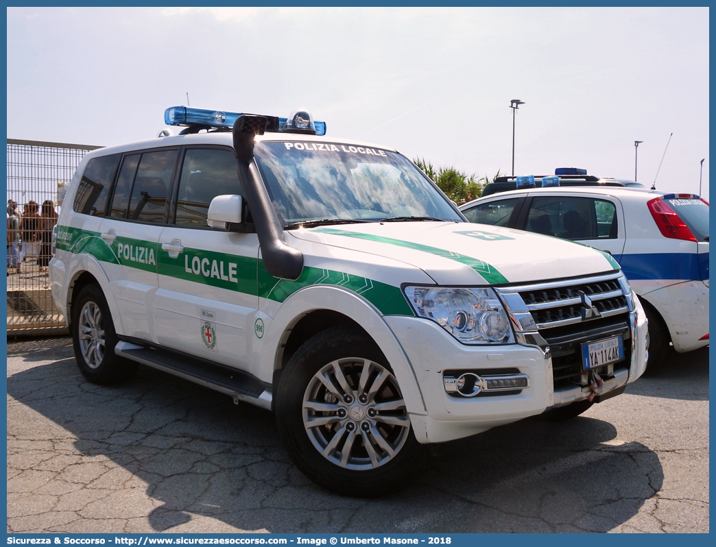 Polizia Locale YA114AK
Polizia Locale
Comune di Milano
Mitsubishi Pajero LWB IV serie restyling
Parole chiave: P.L.;P.M.;PL;PM;Polizia;Municipale;Locale;Milano;Mitsubishi;Pajero