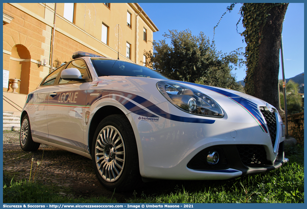 Polizia Locale YA629AF
Polizia Locale
Comune di Rapallo
Alfa Romeo Nuova Giulietta
I serie II restyling
Allestitore Bertazzoni S.r.l.
Parole chiave: Polizia;Locale;Municipale;Rapallo;Alfa;Romeo;Nuova;Giulietta;Bertazzoni