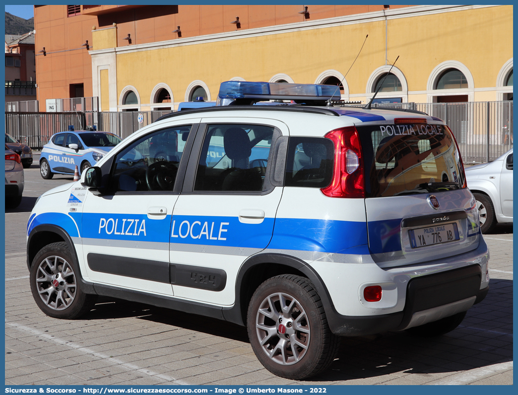 Polizia Locale YA776AB
Polizia Locale
Comune di Genova
Fiat Nuova Panda 4x4 II serie
Parole chiave: Polizia;Locale;Municipale;Genova;Fiat;Panda;4x4