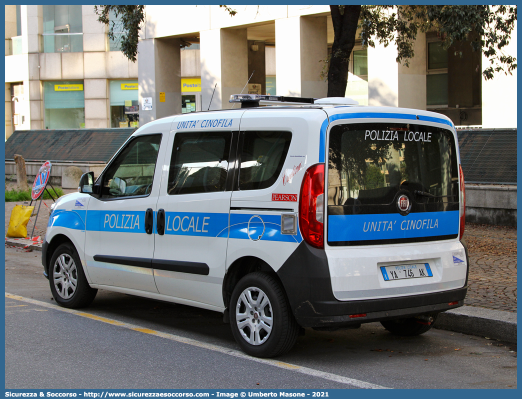 Polizia Locale YA746AK
Polizia Locale
Comune di Genova
Fiat Doblò II serie restyling
Allestitore Ciabilli S.r.l.
Parole chiave: Polizia;Locale;Municipale;Genova;Fiat;Doblò;Unità;Cinofila;Ciabilli