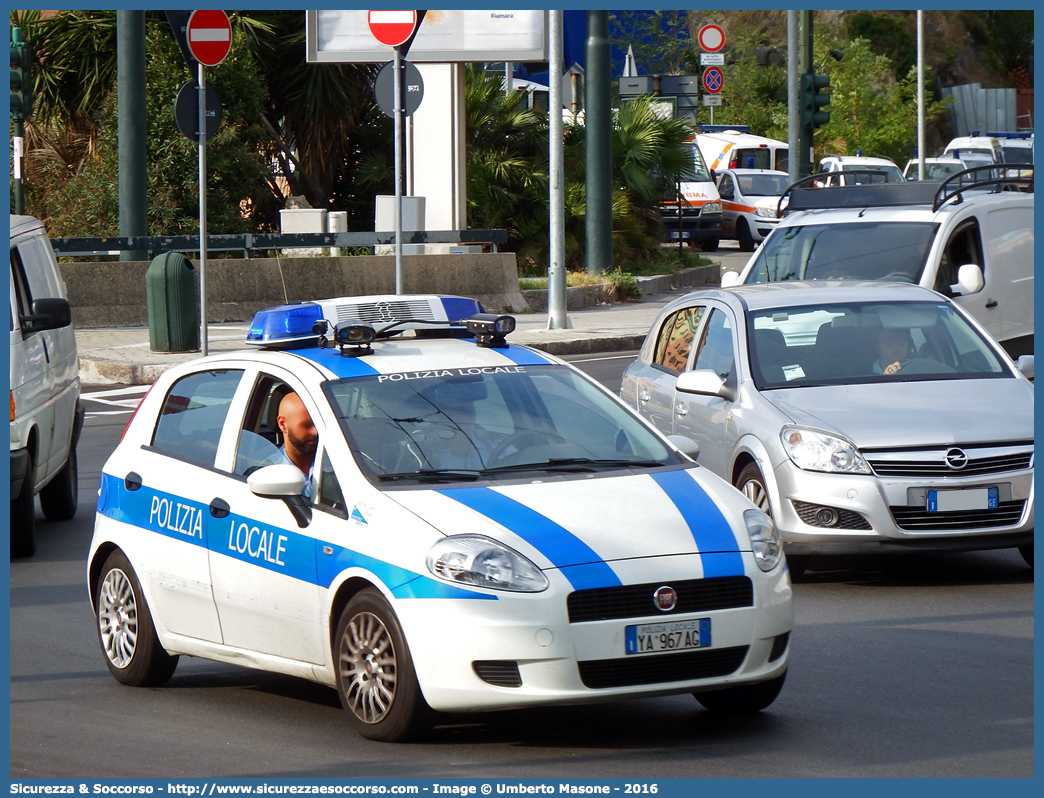 Polizia Locale YA967AG
Polizia Locale
Comune di Genova
Fiat Grande Punto
Allestitore Ciabilli S.r.l.
Parole chiave: Polizia;Locale;Municipale;Genova;Fiat;Grande Punto;YA045AH;Ciabilli