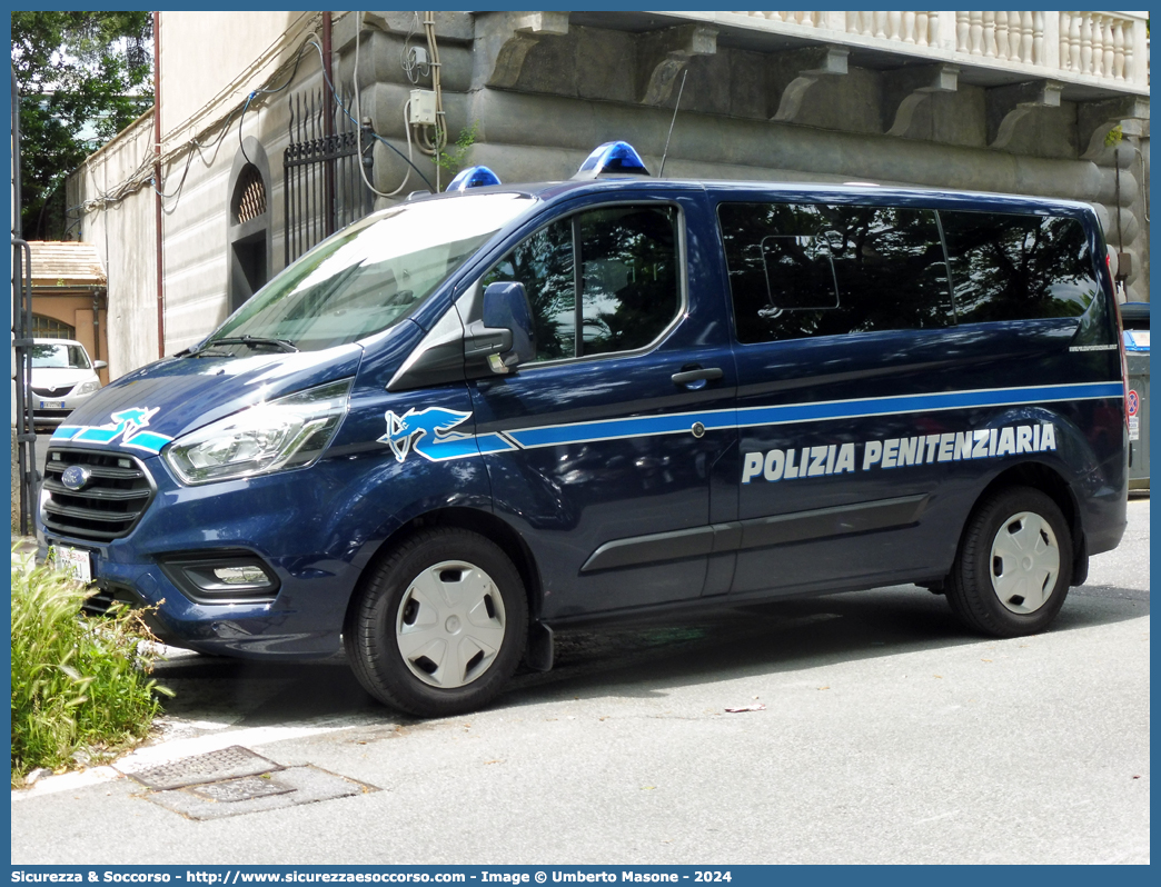 Polizia Penitenziaria 209AJ
Polizia Penitenziaria
Ford Transit Custom I serie restyling
Allestitore Focaccia Group S.r.l. 
Parole chiave: PP;P.P.;Pol.Pen.;PolPen;AdiC;A.diC.;Agenti;di;Custodia;Polizia;Penitenziaria;Nucleo;Traduzioni;Piantonamenti;Ford,Transit;Focaccia