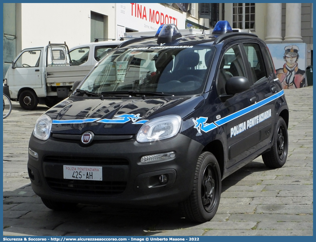 Polizia Penitenziaria 425AH
Polizia Penitenziaria
Fiat Nuova Panda 4x4 II serie restyling
Parole chiave: PP;P.P.;Pol.Pen;PolPen;AdiC;A.diC.;Agenti;di;Custodia;Polizia;Penitenziaria;Nucleo;Traduzioni;Piantonamenti;Fiat;Nuova;Panda;4x4