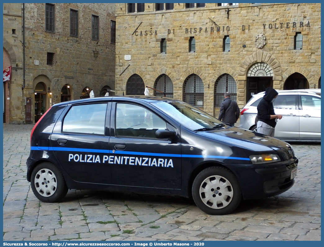 Polizia Penitenziaria 752AC
Polizia Penitenziaria
Nucleo Traduzioni e Piantonamenti
Fiat Punto II serie

Parole chiave: 751AD;Polizia Penitenziaria;Nucleo Traduzioni e Piantonamenti;Fiat Punto II serie