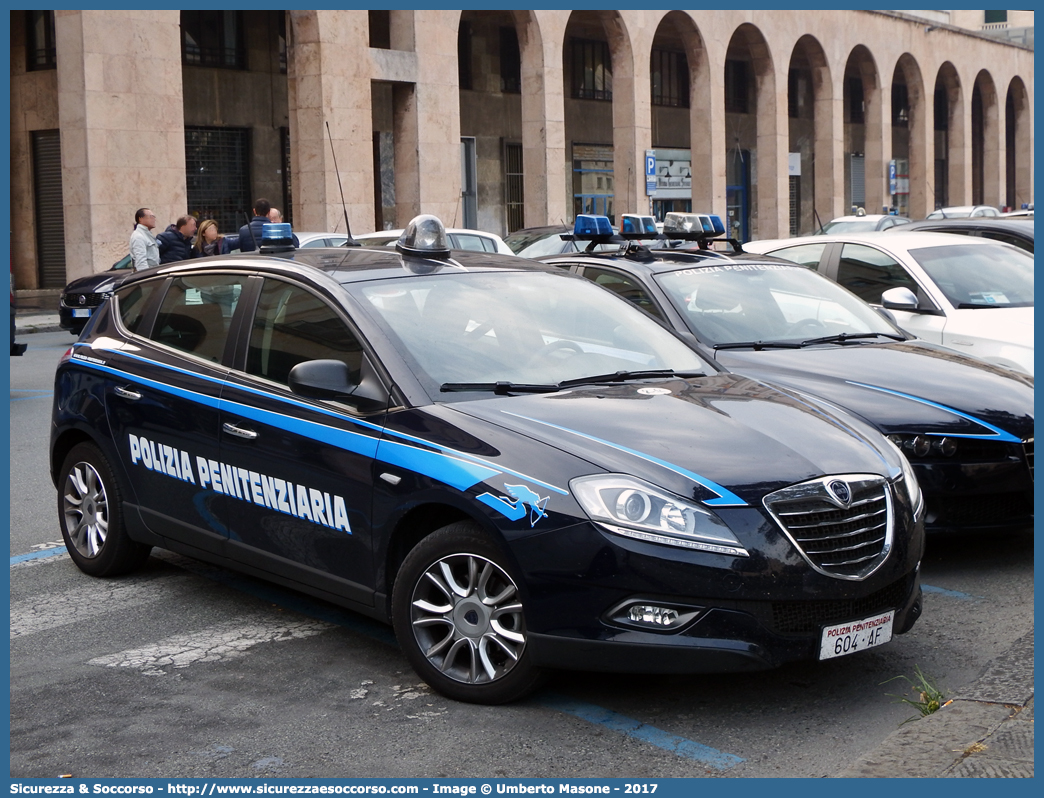 Polizia Penitenziaria 604AF
Polizia Penitenziaria
Nucleo Traduzioni e Piantonamenti
Lancia Nuova Delta
Allestitore Elevox S.r.l.
Parole chiave: PP;P.P.;Pol.Pen;PolPen;Polizia;Penitenziaria;Nucleo;Traduzioni;Piantonamenti;Lancia;Nuova;Delta;Elevox