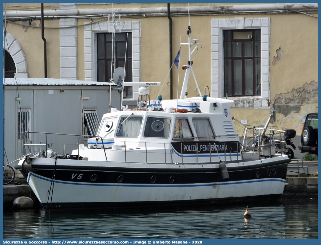 V5
Polizia Penitenziaria
Servizio Navale
Motovedetta Classe V
Parole chiave: PolPen;AdiC;Agenti;Custodia;Polizia;Penitenziaria;Servizio;Navale;Motovedetta;Classe;V