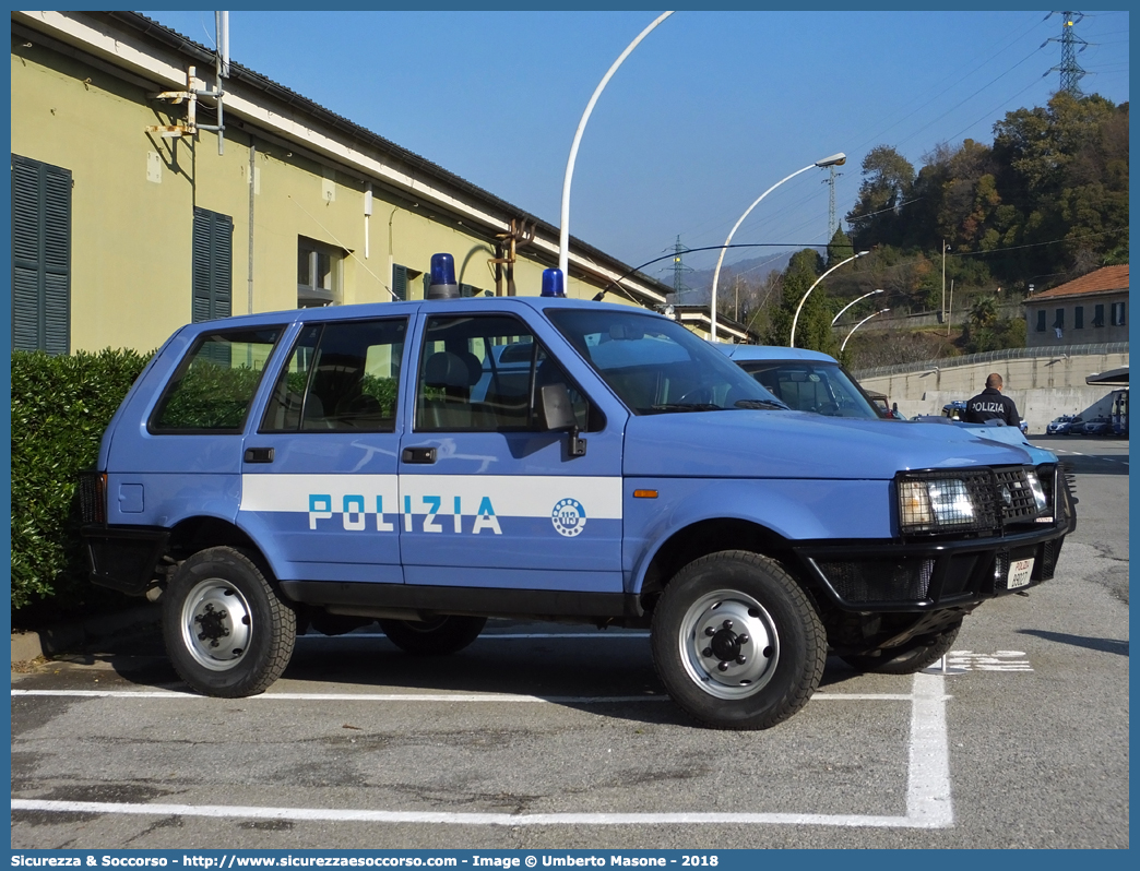 Polizia B9027
Polizia di Stato
Fissore Magnum
Parole chiave: PS;P.S.;Polizia;di;Stato;Fissore;Magnum