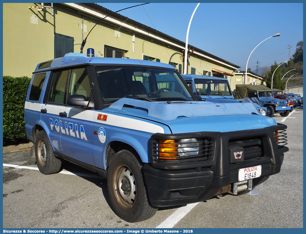 Polizia E1848
Polizia di Stato
Reparto Mobile
Land Rover Discovery II serie
Allestitore Carrozzeria Marazzi S.p.A.
Parole chiave: PS;P.S.;Polizia;di;Stato;Reparto;Mobile;Ordine;Pubblico;Land Rover;Discovery;Marazzi