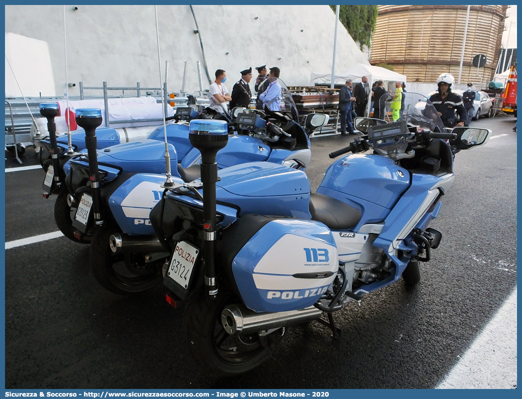 Polizia G3121, G3122 e G3123
Polizia di Stato
Polizia Stradale
Yamaha FJR1300AE
Parole chiave: Polizia di Stato;Polizia;PS;Stradale;Yamaha;FJR1300AE;FJR;1300AE