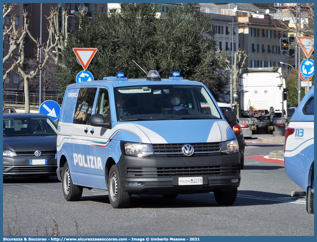 Polizia M4419
Polizia di Stato
Servizio Cinofili
Volkswagen Transporter T6
Allestitore BAI S.r.l.
Parole chiave: PS;P.S.;Polizia;di;Stato;Pubblica;Sicurezza;Servizio;Cinofili;Volkswagen;Transporter;T6;Bai