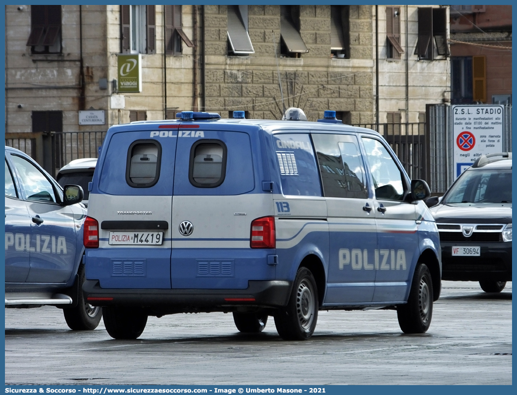 Polizia M4419
Polizia di Stato
Servizio Cinofili
Volkswagen Transporter T6
Allestitore BAI S.r.l.
Parole chiave: PS;P.S.;Polizia;di;Stato;Pubblica;Sicurezza;Servizio;Cinofili;Volkswagen;Transporter;T6;Bai