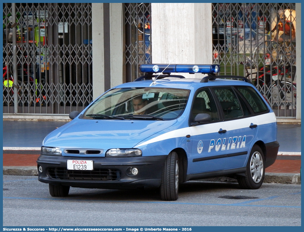 Polizia E1239
Polizia di Stato
Fiat Marea Weekend
Parole chiave: Polizia di Stato;Polizia;PS;Fiat;Marea Weekend