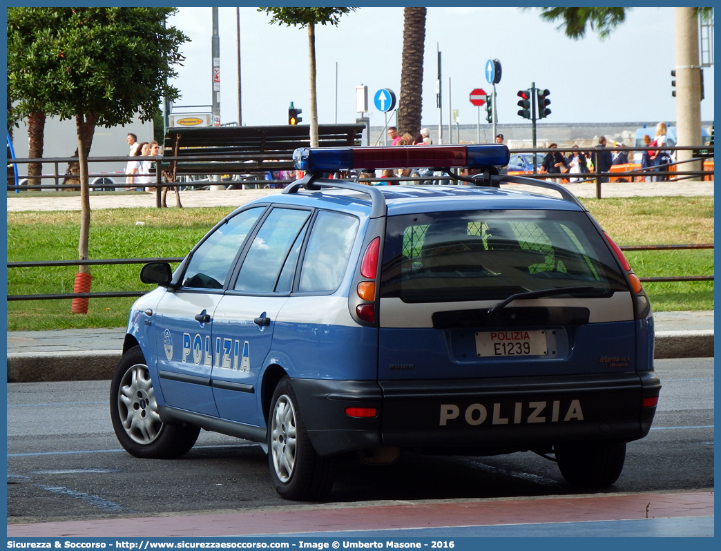 Polizia E1239
Polizia di Stato
Fiat Marea Weekend
Parole chiave: Polizia di Stato;Polizia;PS;Fiat;Marea Weekend