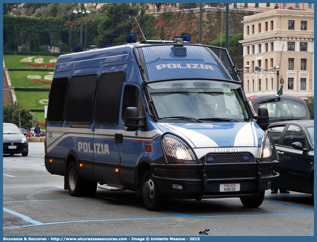 Polizia H9650
Polizia di Stato
Reparto Mobile
Iveco Daily 50C17 V serie
Allestitore Sperotto S.p.A.
Parole chiave: PS;P.S.;Polizia;Polizia di Stato;Reparto Mobile;Ordine Pubblico;Iveco;Daily;Sperotto