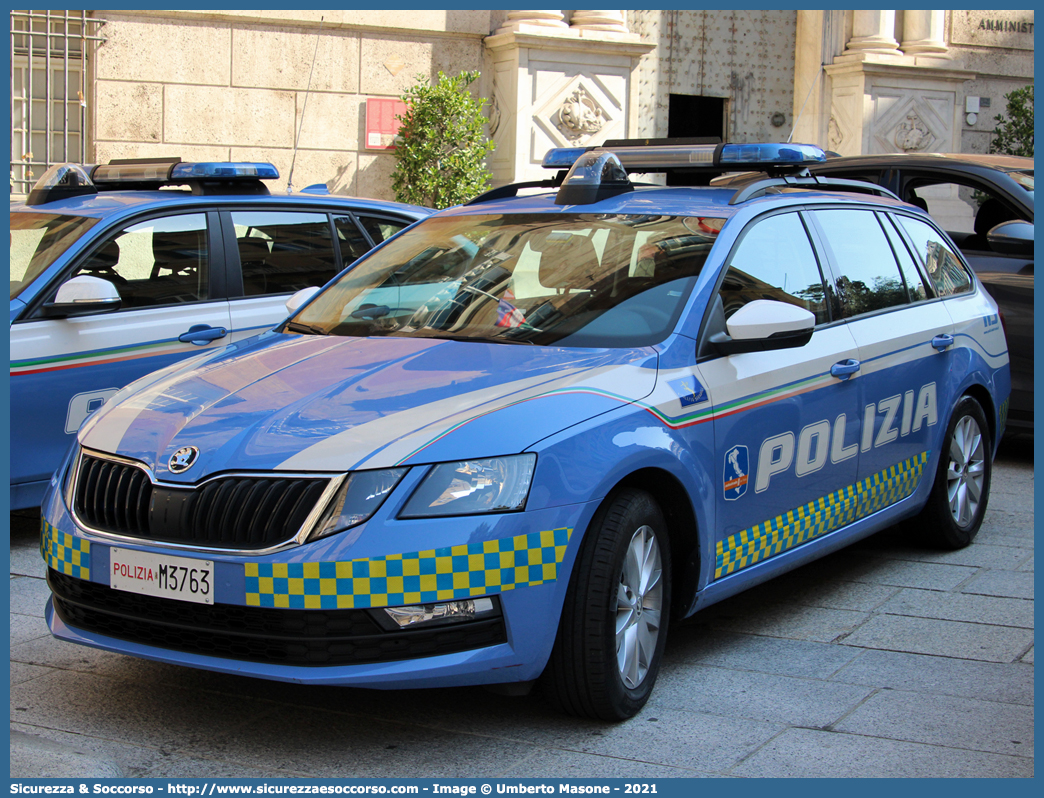 Polizia M3763
Polizia di Stato
Polizia Stradale
Autostrade per l'Italia S.p.A.
Skoda Octavia Wagon V serie
Allestitore Focaccia Group S.r.l.
(II fornitura)
Parole chiave: PS;P.S.;Polizia;di;Stato;Stradale;Autostrade per Italia S.p.A.;Skoda;Octavia;Wagon;Station;SW;S.W.;Focaccia