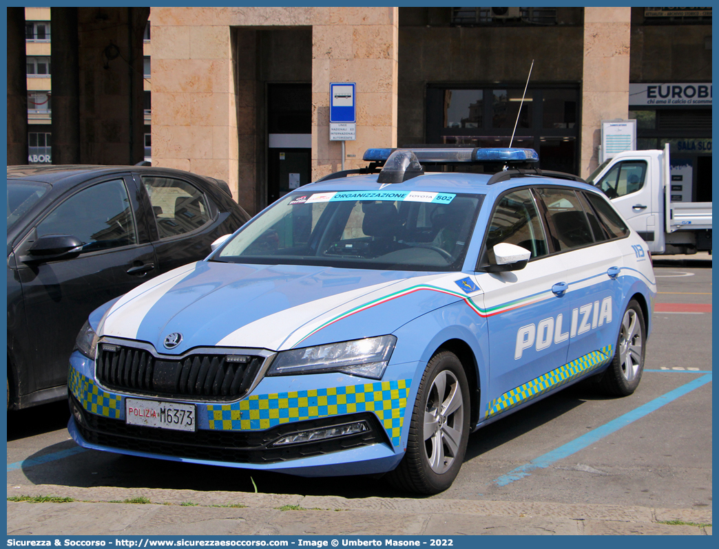 Polizia M6373
Polizia di Stato
Polizia Stradale
Skoda Superb Wagon III serie restyling
Allestitore Focaccia Group S.r.l.
Parole chiave: PS;P.S.;Polizia;di;Stato;Stradale;Skoda;Superb;Focaccia