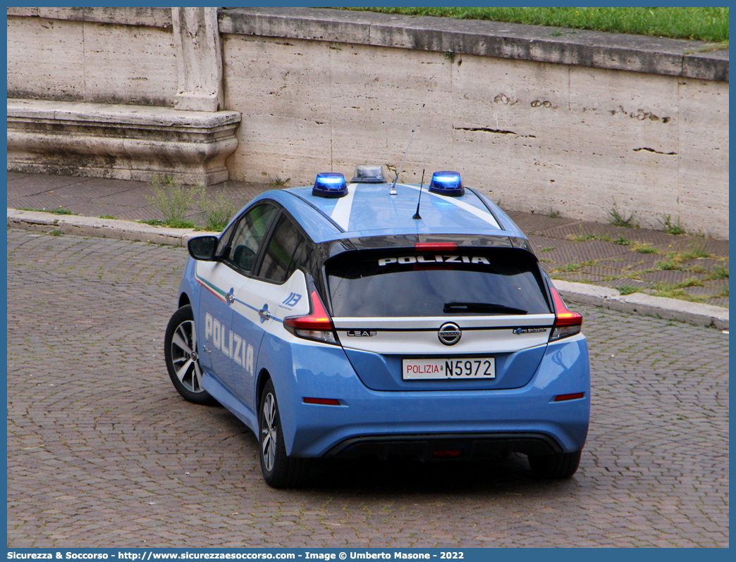 Polizia M5972
Polizia di Stato
Nissan Leaf II serie
Parole chiave: PS;P.S.;Polizia;di;Stato;Nissan;Leaf