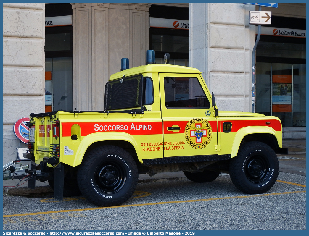 9-09
Corpo Nazionale
Soccorso Alpino e Speleologico
Delegazione Alpina
XXIII Liguria di Ponente
Stazione di La Spezia
Land Rover Defender 90
Parole chiave: CNSAS;C.N.S.A.S.;Corpo;Nazionale;Soccorso;Alpino;Speleologico;Liguria;SASL;S.A.S.L.;La Spezia;Land Rover;Defender;90