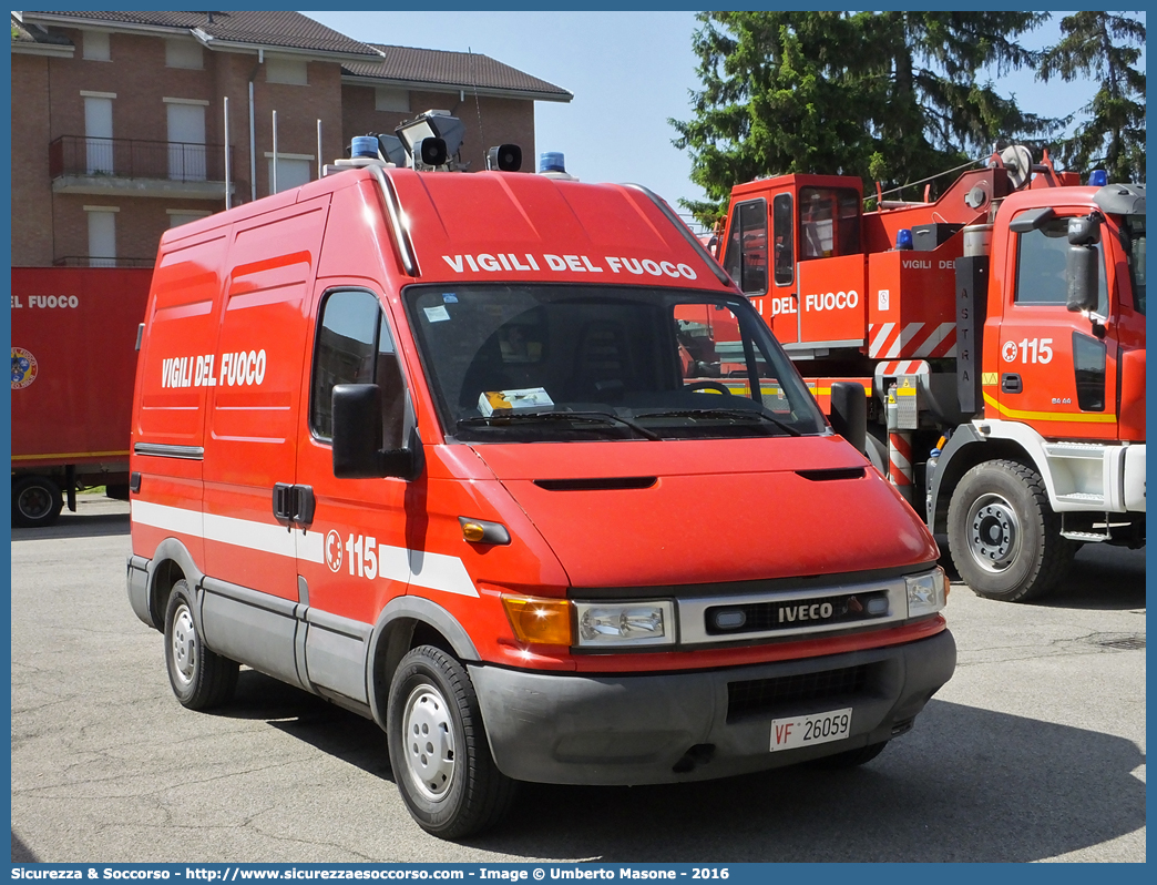 VF 26059
Corpo Nazionale Vigili del Fuoco
Iveco Daily 29L12 III serie
Si ringrazia il personale per la collaborazione
Parole chiave: VVF;V.V.F.;Corpo;Nazionale;Vigili;del;Fuoco;Iveco;Daily;29L12